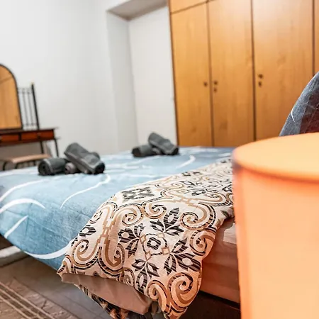 Apartament Ta Sokakia Karpenísion